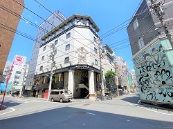 歌舞伎町、新宿の風俗営業許可申請はダントツの行政書士渡辺人支事務所へ！